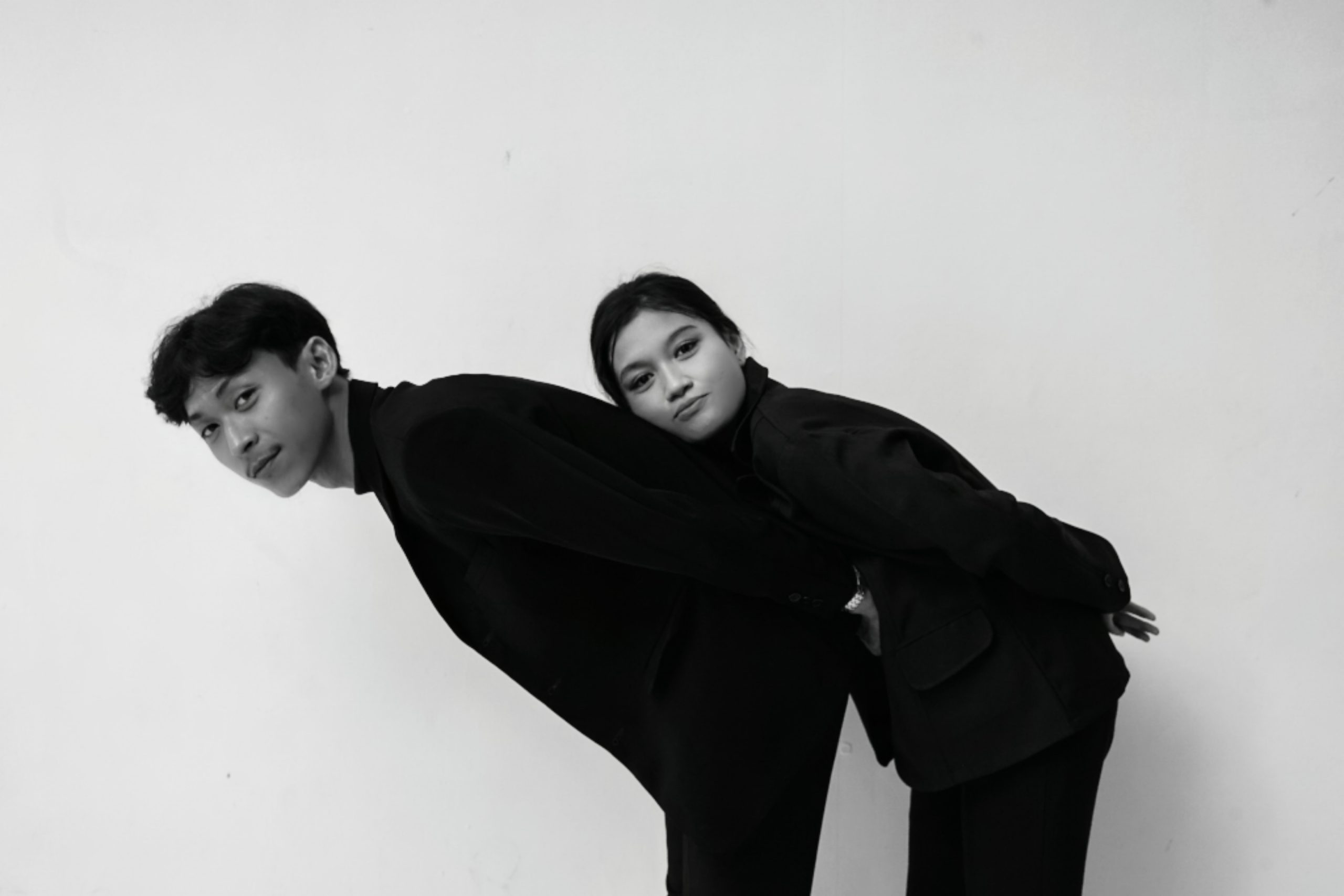 Picsart_22-05-23_14-12-36-589