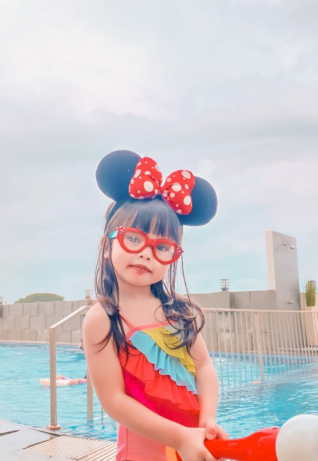 F513E689-0D9C-4EB0-AC89-CD1245A745B3